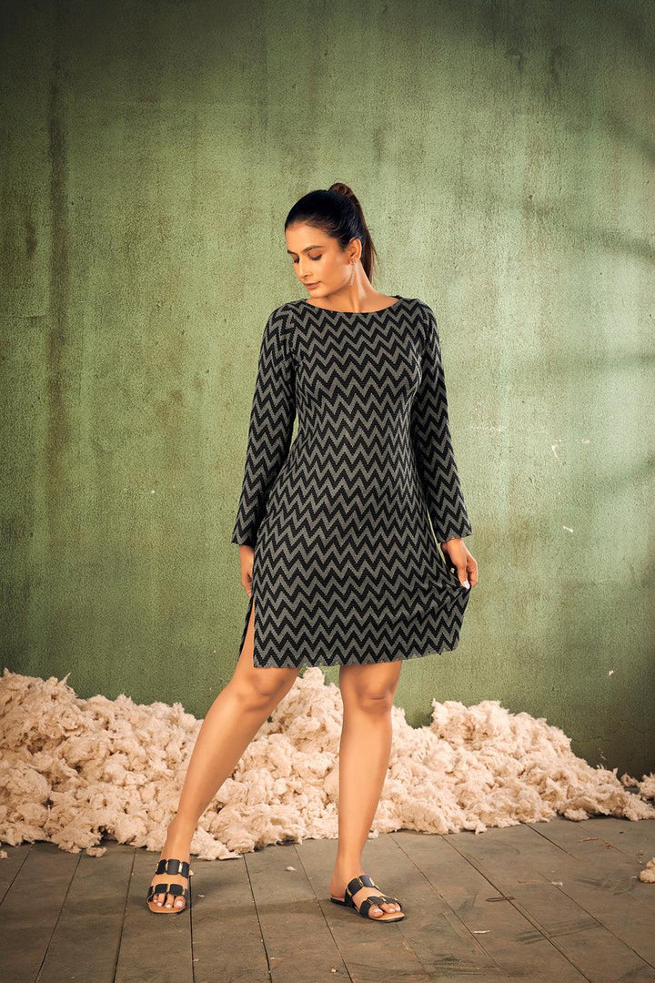 A-line knee length beach dress with full sleeve