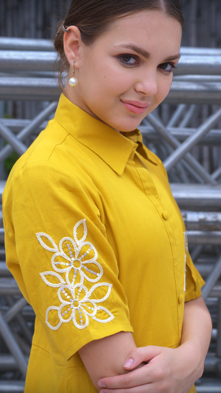 Collared golden cotton Dress for daily wear