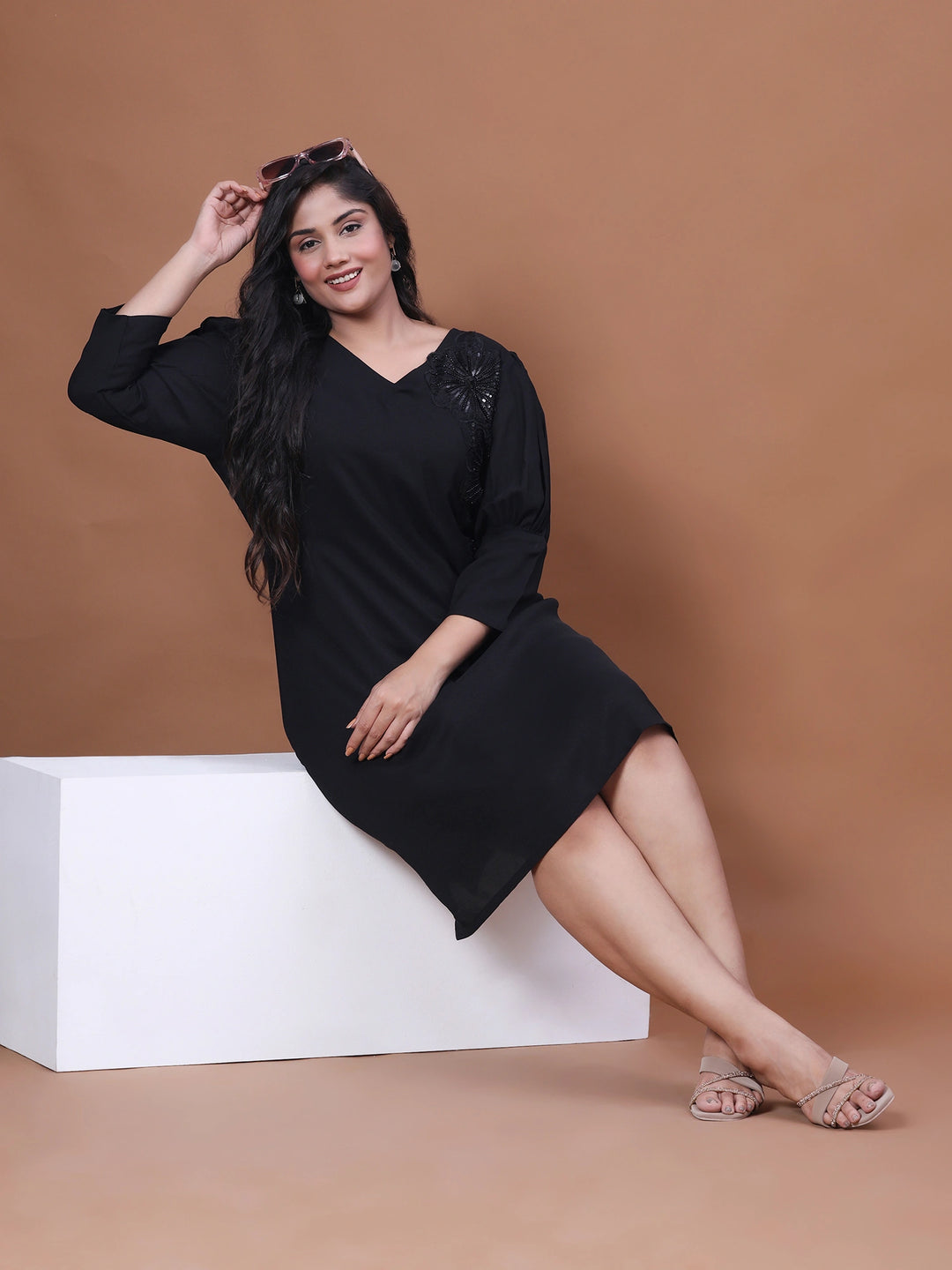 Elegant Black Plus Size Sequin Velvet Dress