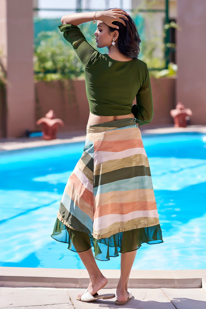 Green cover ups swimwear with tie-up sarong & front-dori top