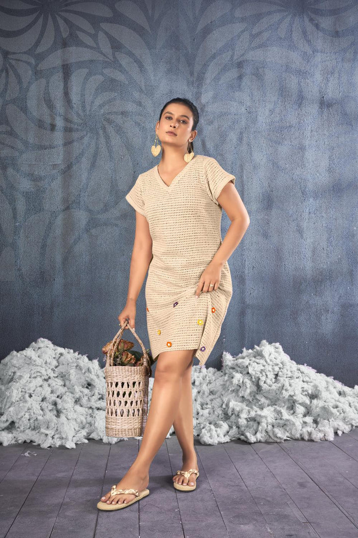 Latest Cream Cotton Beach Dress For Plus Size