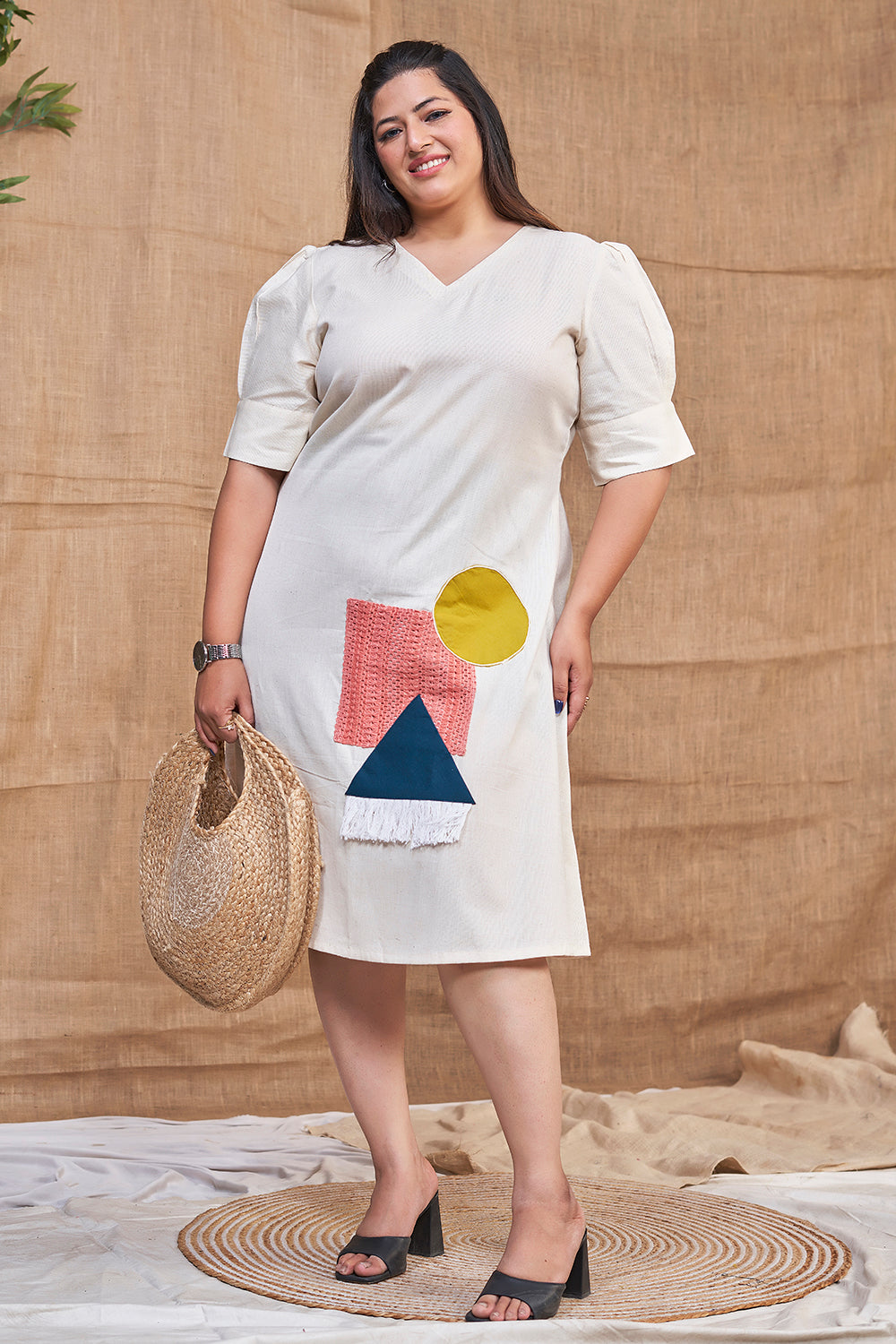 Off-White Casual Dress with Patchwork for Plus-Size Women Off-White Casual Dress with Patchwork for Plus-Size Women