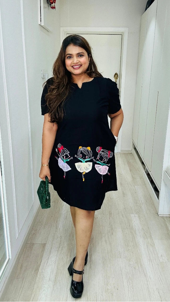 Black Plus Size A-line Dress With Multicolor Embroidery Black Plus Size A-line Dress With Multicolor Embroidery
