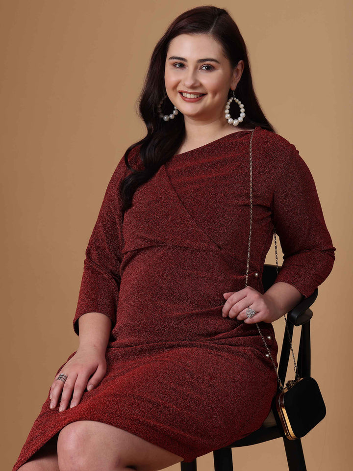 Red Asymmetric Knitted Dress Close up look