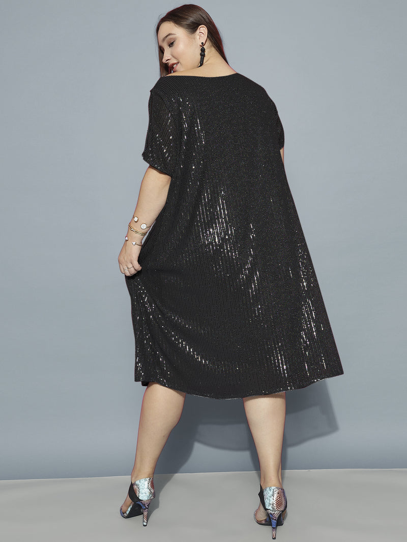 Black Boat Neck Sequins Dress with Slit Sleeves