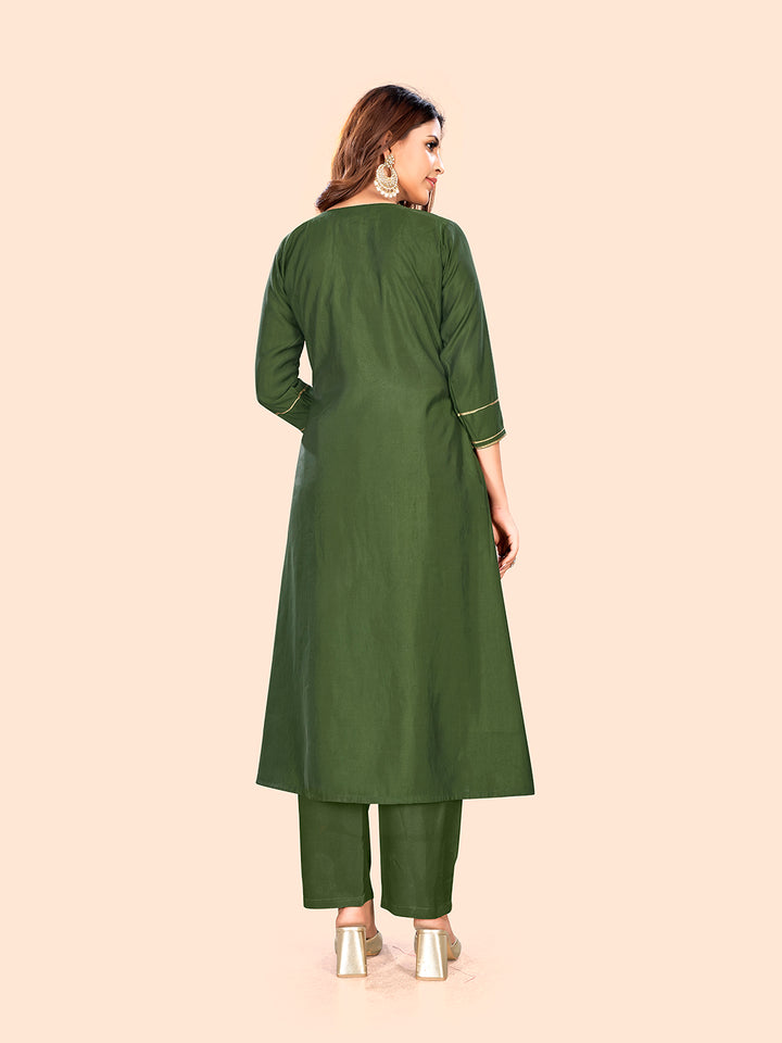 Curvy Lane Ladies Green Round Neck Kurta with pant set