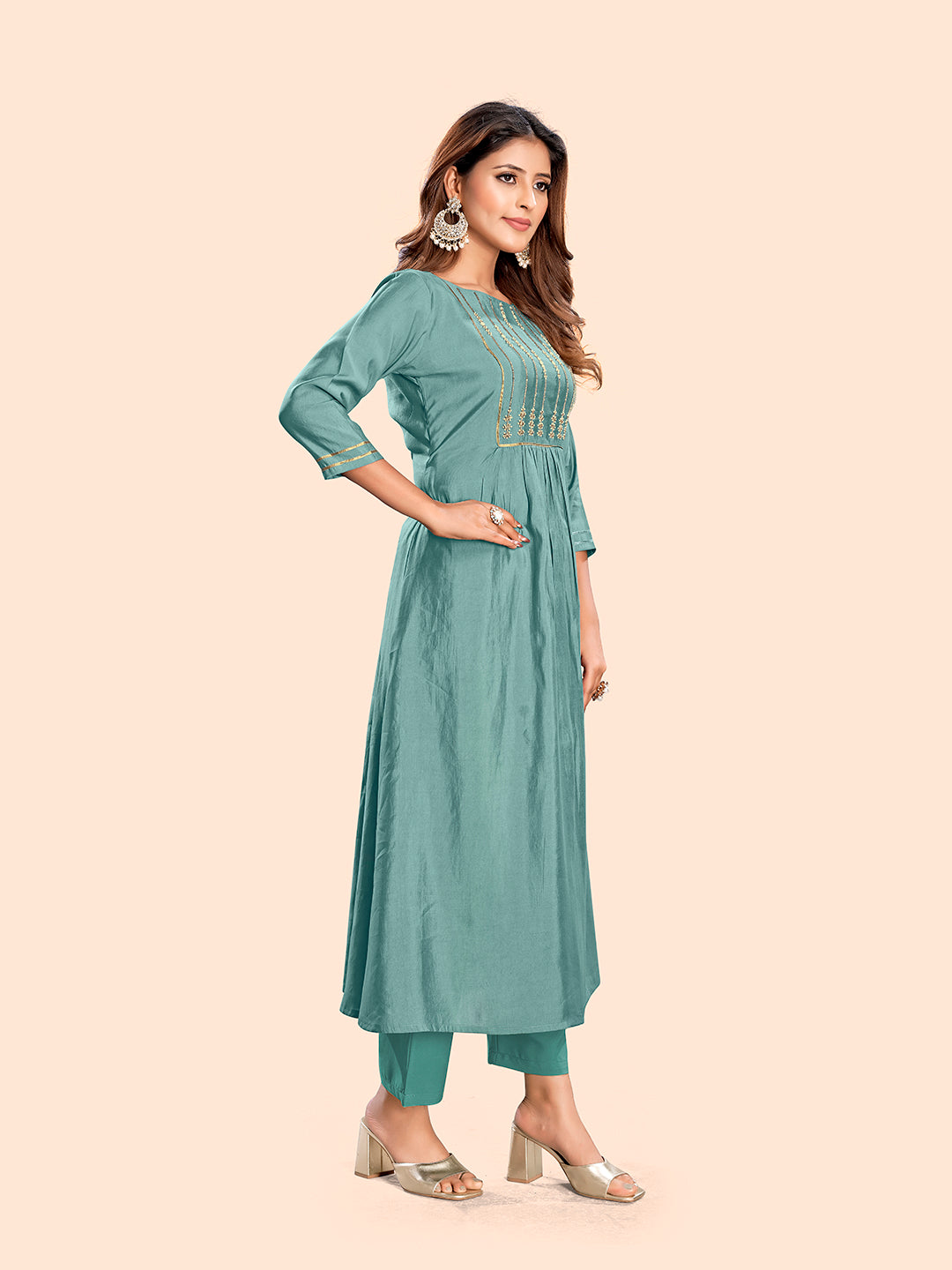 Curvy Lane Ladies Sea Green Boat Neck Kurta with pant set