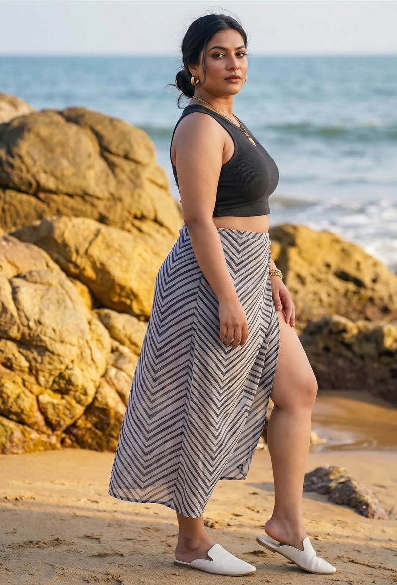 Curvylane's Elegant White And Black Sarong With Stripe Print